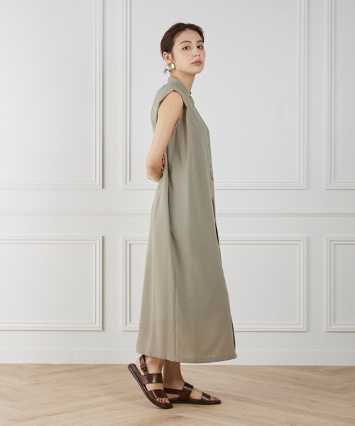 INED（イネド）の「【WEB限定】ノースリーブシャツドレス（ワンピース・レディース・ブラック/サンドグレー/モカ・9号/7号）」の6枚目の写真