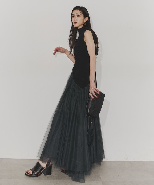Chris TROIS.(クリストロワ)の「Classical tulle dress(ワンピース・レディース・ベージュ/ブラック・FREE)」の5枚目の写真