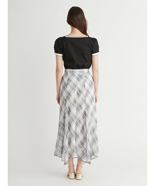 CELFORD（セルフォード）の「カリグラフィ刺繍Tシャツ（Tシャツ/カットソー・レディース・ライトベージュ/ブラック/オフホワイト・FREE）」の13枚目の写真