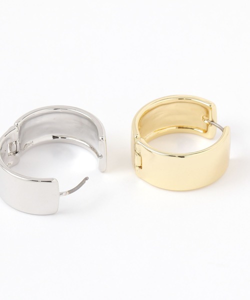 LAKOLE(ラコレ)の「ワイドフープワンタッチピアス / 451232(ピアス(両耳用)・レディース・その他1/その他2・FREE)」の3枚目の写真