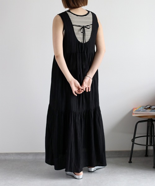 cepo（セポ）の「ワッシャーティアード ノースリーブシアーワンピース（ワンピース・レディース・ブラック/チャコール/オフホワイト・M）」の13枚目の写真