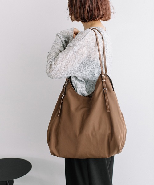 Beau're(ヴュレ)の「BEAURE ヴュレ ベルト ハンドル Big トート Bag(トートバッグ・レディース・ブラウン/ブラック/カーキ・FREE)」の3枚目の写真