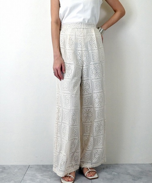 STYLEBLOCK（スタイルブロック）の「ブロックレースストレートパンツ（その他パンツ・レディース・アイボリー/ブラック・M）」の2枚目の写真