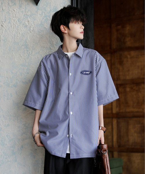 CONVERSE(コンバース)の「【neos】CONVERSE コンバース ルーズシルエット ワッペン ハーフスリーブ ストライプ シャツ(シャツ/ブラウス・メンズ・ネイビー/ホワイト/マルチ・MEDIUM/LARGE/X-LARGE)」の7枚目の写真