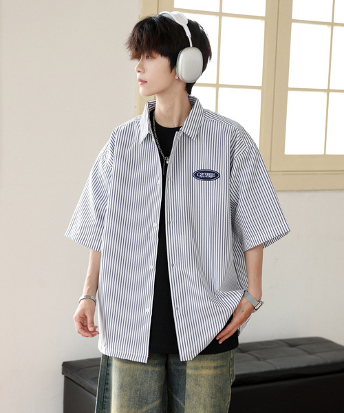 CONVERSE(コンバース)の「【neos】CONVERSE コンバース ルーズシルエット ワッペン ハーフスリーブ ストライプ シャツ(シャツ/ブラウス・メンズ・ネイビー/ホワイト/マルチ・MEDIUM/LARGE/X-LARGE)」の15枚目の写真