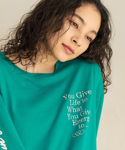 anap mimpi（アナップミンピ）の「カラーメッセージ 刺繍 袖プリント ビッグ ロングスリーブTシャツ（Tシャツ/カットソー・レディース・オフホワイト/エメラルド/ダークグレー・FREE）」の14枚目の写真