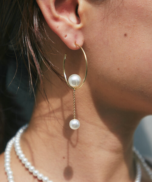 un dix cors（アンディコール）の「フープパールピアス（ピアス（両耳用）・レディース・ゴールド・FREE）」の6枚目の写真