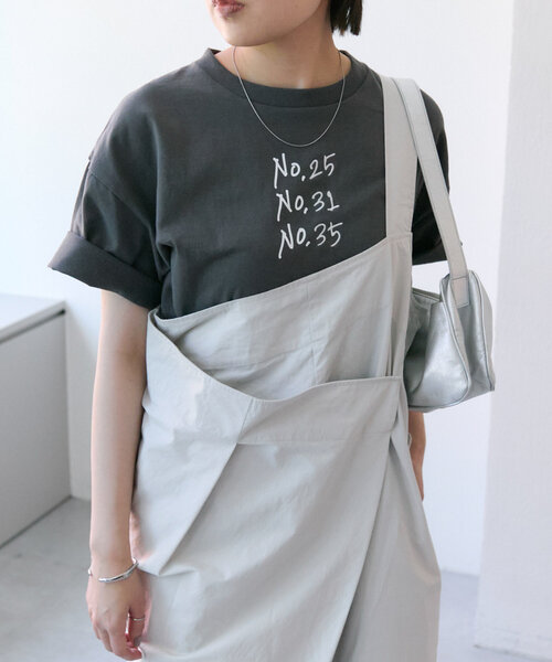 ear PAPILLONNER（イアパピヨネ）の「《綿100％》ラッキーナンバーTシャツ【SUM1 STYLE(スミスタイル)】（Tシャツ/カットソー・レディース・ホワイト/チャコールグレー・FREE）」の11枚目の写真