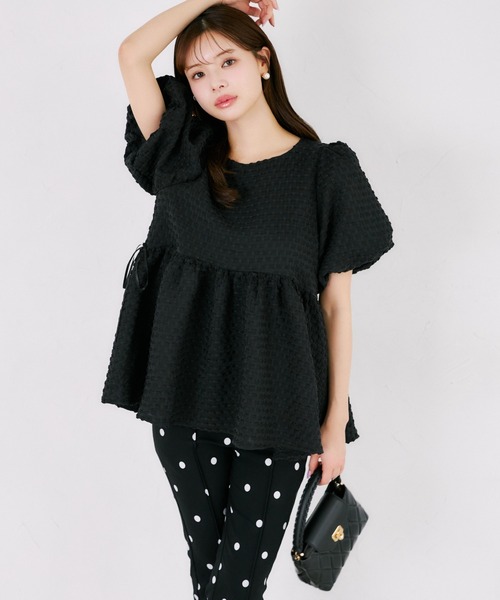 tocco closet（トッコ　クローゼット）の「【ZOZO限定】サイドリボンドットペプラムブラウス　※セットアップ可能（シャツ/ブラウス・レディース・ブラック×ホワイト/ブラック/オフホワイト・M）」の2枚目の写真