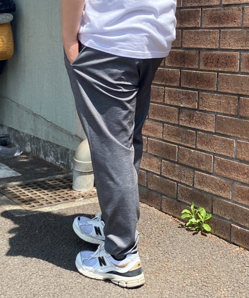 NO NEED(ノーニード)の「ストレッチテーパードパンツ(その他パンツ・メンズ・ネイビー/グレー・S/M/L/LL)」の8枚目の写真