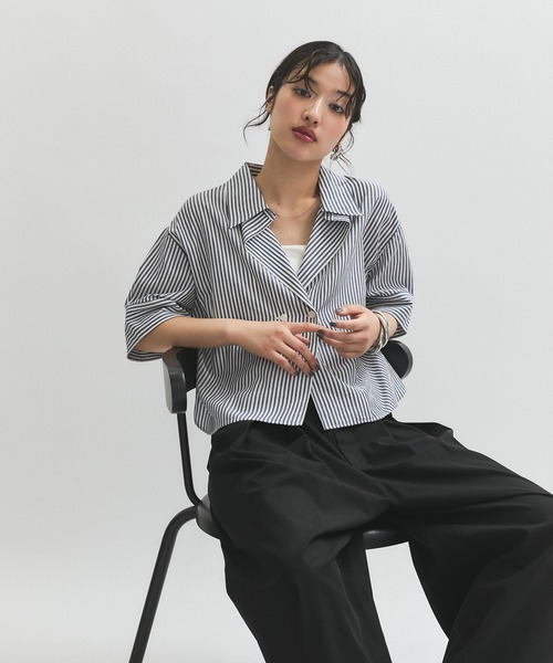 ADAM ET ROPE'(アダムエロペ)の「ハーフスリーブダブルボタンシャツ(シャツ/ブラウス・レディース・ブルー系その他4/ホワイト・FREE)」の11枚目の写真