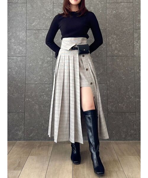 dazzlin(ダズリン)の「パンツレイヤードプリーツスカート(スカート・レディース・その他1/チャコールグレー・SMALL/MEDIUM)」の15枚目の写真