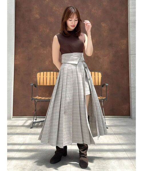 dazzlin(ダズリン)の「パンツレイヤードプリーツスカート(スカート・レディース・その他1/チャコールグレー・SMALL/MEDIUM)」の18枚目の写真