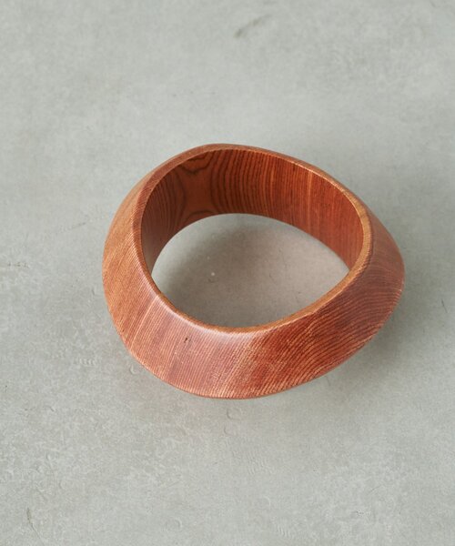 CIAOPANIC TYPY（チャオパニックティピー）の「【Aguni】ウッドバングル（ブレスレット・レディース・ブラウン/ベージュ・ONE SIZE）」の8枚目の写真