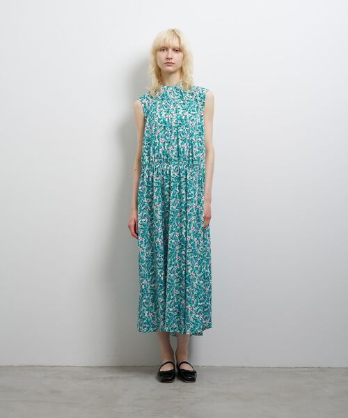 LANVIN en Bleu（ランバンオンブルー）の「Brume Dot／Lush Gardenプリントワンピース（ワンピース・レディース・ネイビー/ライトカーキ・38/36）」の3枚目の写真