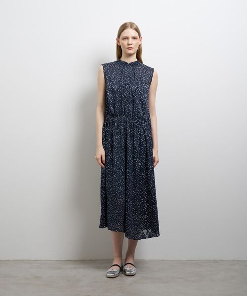 LANVIN en Bleu（ランバンオンブルー）の「Brume Dot／Lush Gardenプリントワンピース（ワンピース・レディース・ネイビー/ライトカーキ・38/36）」の10枚目の写真