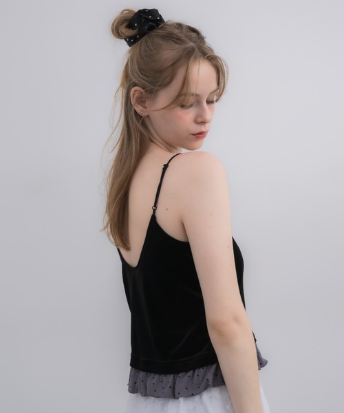 idem（イデム）の「cup in velours frill camisole / 【カップ付き】ベロアキャミソール（キャミソール・レディース・ベージュ/ブラック・FREE）」の9枚目の写真