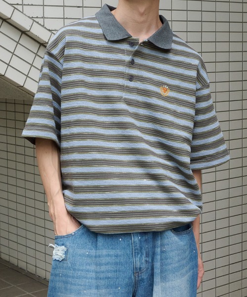 Perushu（ペルーシュ）の「クラシックワンポイント刺繍ポロシャツ（ポロシャツ・メンズ・ホワイト系その他/グリーン系その他/ネイビー/グレイッシュベージュ・MEDIUM/LARGE）」の4枚目の写真