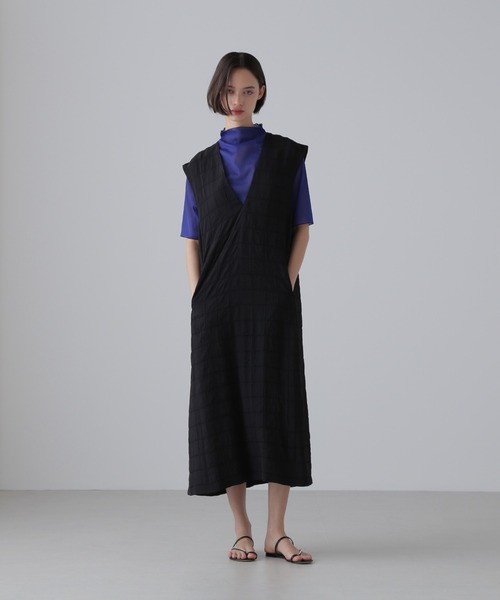 ADORE(アドーア)の「シュリンクWジャガードワンピース(ワンピース・レディース・ホワイト/ブラック・38)」の10枚目の写真