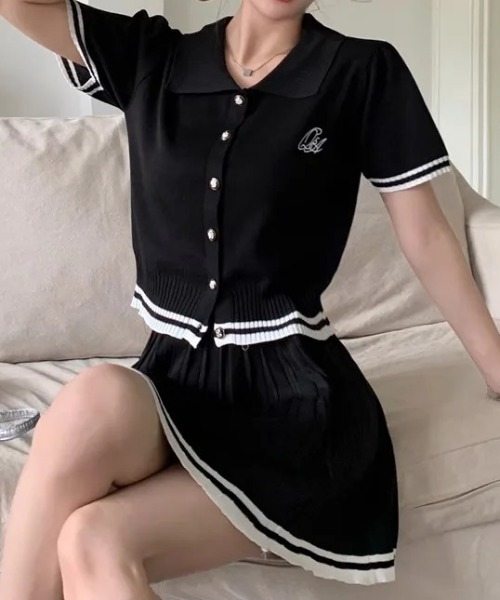 Silly（シリー）の「サマーニット×プリーツSKセットアップ（セットアップ・レディース・ブラック/アイボリー・FREE）」の2枚目の写真