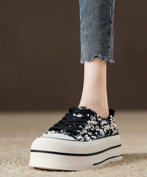 Sibra（シブラ）の「スパンコール厚底キャンバススニーカー（スニーカー・レディース・シルバー・M/S/L）」の5枚目の写真