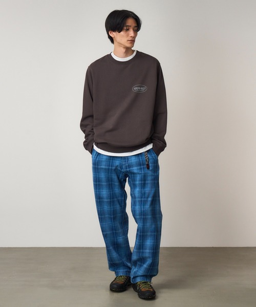 Gramicci(グラミチ)の「ORIGINAL FREEDOM SWEATSHIRT|オリジナルフリーダムスウェットシャツ(スウェット・メンズ・ダークブラウン系/オレンジ/ヘザーグレー・XL/XXL/S/M/L)」の5枚目の写真