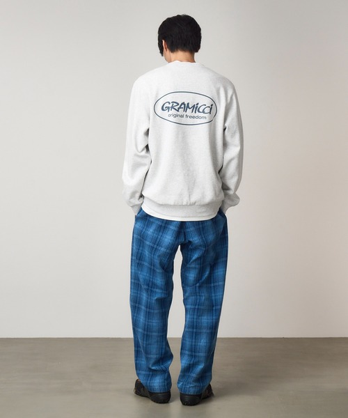 Gramicci(グラミチ)の「ORIGINAL FREEDOM SWEATSHIRT|オリジナルフリーダムスウェットシャツ(スウェット・メンズ・ダークブラウン系/オレンジ/ヘザーグレー・XL/XXL/S/M/L)」の8枚目の写真