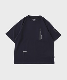B.C STOCK（ベーセーストック）の「【OLIVEDRAB/オリーブドラブ】ボンディング ジップポケット ショートスリーブTシャツ（Tシャツ/カットソー・メンズ）」