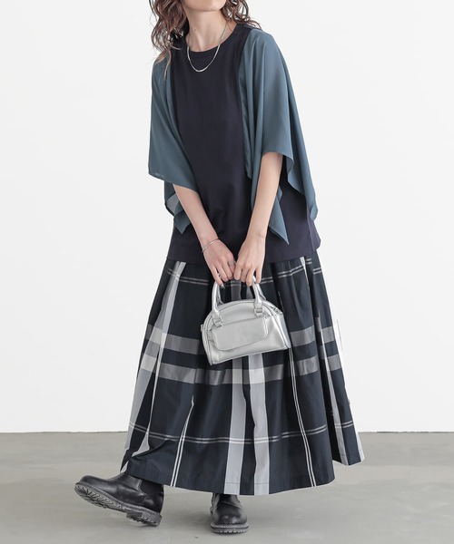 n'OrLABEL(ノアールレーベル)の「異素材ケープスリーブカットソー(Tシャツ/カットソー・レディース・ボルドー/ブラック/ネイビー・2/1)」の9枚目の写真