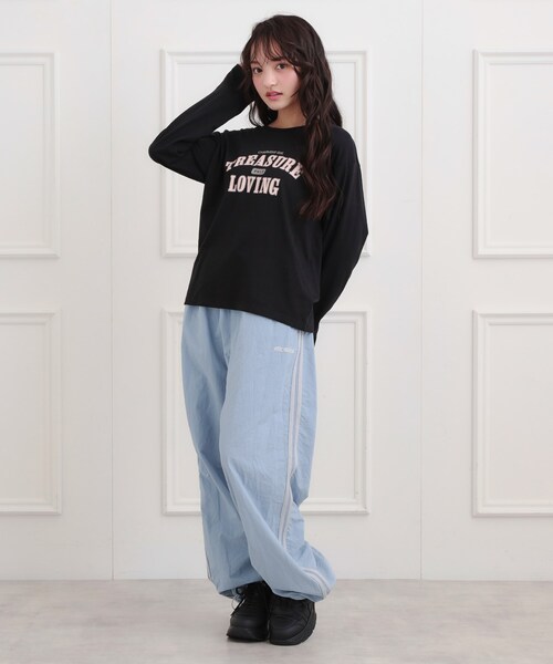 PINK-latte(ピンクラテ)の「【プチプラ】カレッジロンT(Tシャツ/カットソー・キッズ・オフホワイト/ブラック/サックスブルー・13/14/15 /16)」の20枚目の写真