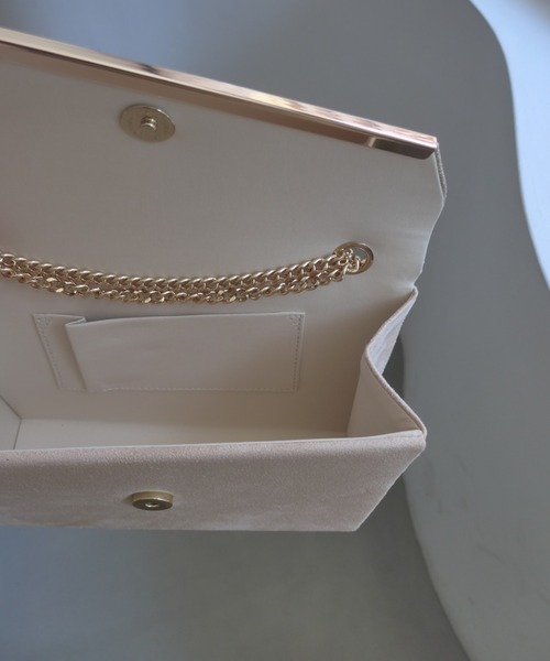 et.UNiVER(エトユニベール)の「Glitter & Suede touch bag(ハンドバッグ・レディース・ブラック/グレー/ベージュ・FREE)」の6枚目の写真