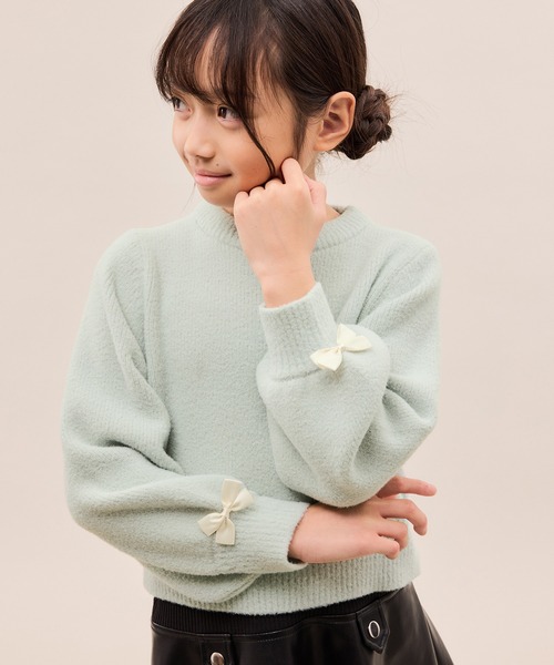 ROPE' PICNIC(ロペピクニック)の「【KIDS/キッズ】スフレニットシリーズ リボンニットプルオーバー/イージーケア・リンクコーデ(ニット/セーター・キッズ・グリーン系その他/キナリ/ピンク系その他2・S/M/L)」の2枚目の写真