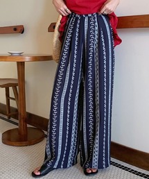 ボタニカル柄ワイドパンツ