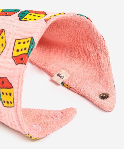 BOBO CHOSES(ボボショーズ)の「Roll the Dice bib set【ベビー】(スタイ/よだれかけ・キッズ・ピンク・FREE)」の5枚目の写真