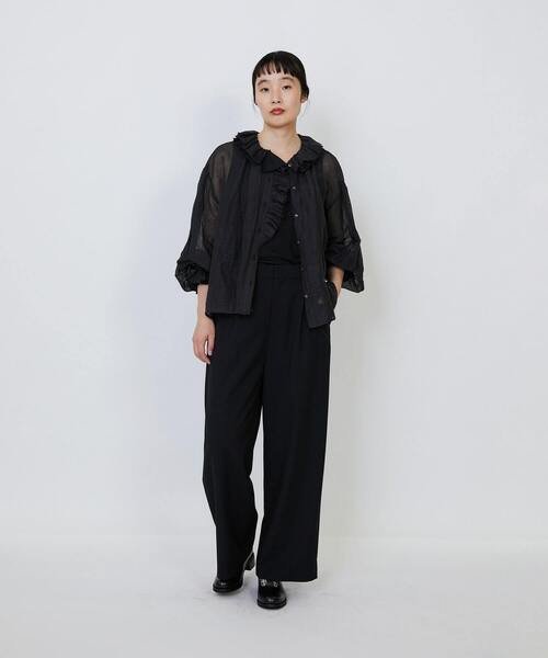 LOISIR（ロワズィール）の「エステルリネンカールマイヤーフリルデザインブラウス（シャツ/ブラウス・レディース・ブラック/ベージュ・FREE）」の7枚目の写真