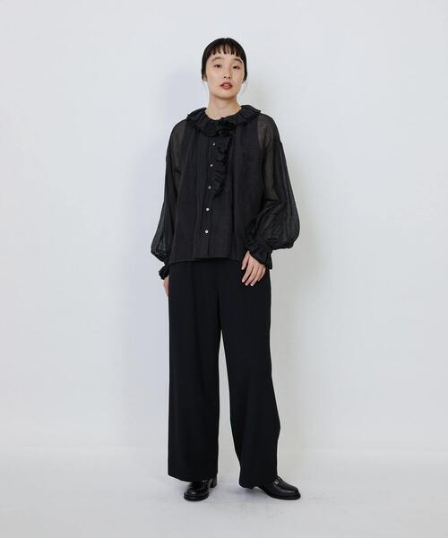 LOISIR（ロワズィール）の「エステルリネンカールマイヤーフリルデザインブラウス（シャツ/ブラウス・レディース・ブラック/ベージュ・FREE）」の4枚目の写真