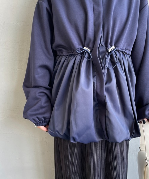 nenom（ネノム）の「[nenom/ネノム] 裾バルーン ドッキングブルゾン（ブルゾン・レディース・ネイビー/チャコールグレー/ブラック・F）」の4枚目の写真