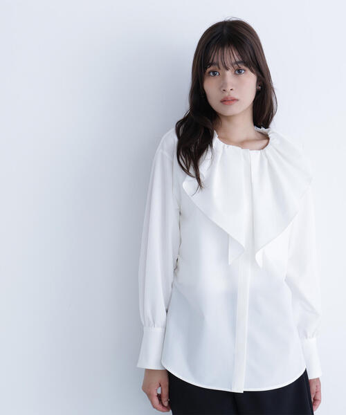 NATURAL BEAUTY BASIC(ナチュラルビューティーベーシック)の「◇【Oggi掲載】デザインラッフルブラウス(シャツ/ブラウス・レディース・ブラック/ベージュ/オフホワイト・FREE)」の20枚目の写真