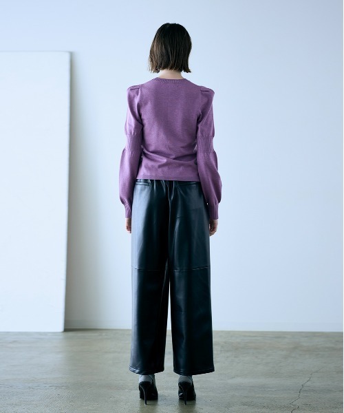 Marilyn Moon(マリリンムーン)の「14g wool modern sleeve top(ニット/セーター・レディース・ブラック/パープル/チャコールグレー/ベージュ・FREE)」の13枚目の写真