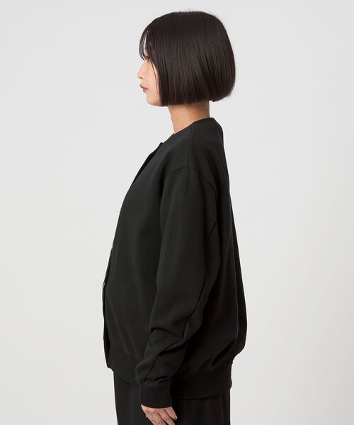 green label relaxing（グリーンレーベルリラクシング）の「メタル調 ドットボタン カーディガン（カーディガン/ボレロ・レディース・ブラック/ベージュ/ロイヤルブルー・FREE）」の16枚目の写真