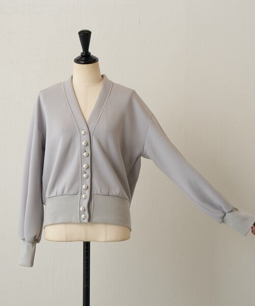 BEARDSLEY（ビアズリー）の「パール釦ダンボールカーディガン（カーディガン/ボレロ・レディース・グレー/ブラック・FREE）」の5枚目の写真