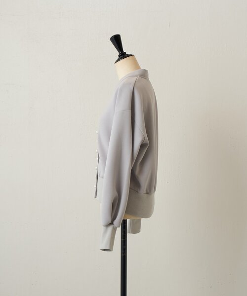 BEARDSLEY（ビアズリー）の「パール釦ダンボールカーディガン（カーディガン/ボレロ・レディース・グレー/ブラック・FREE）」の7枚目の写真