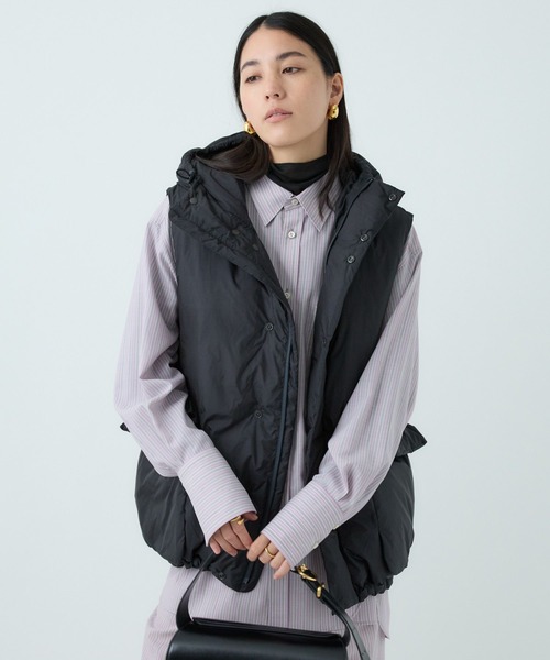 Chaos（カオス）の「Chaos(カオス)/ ◇REMI RELIEF◇別注ダウンベスト（ダウンベスト・レディース・スミクロ/モカ・FREE）」の2枚目の写真