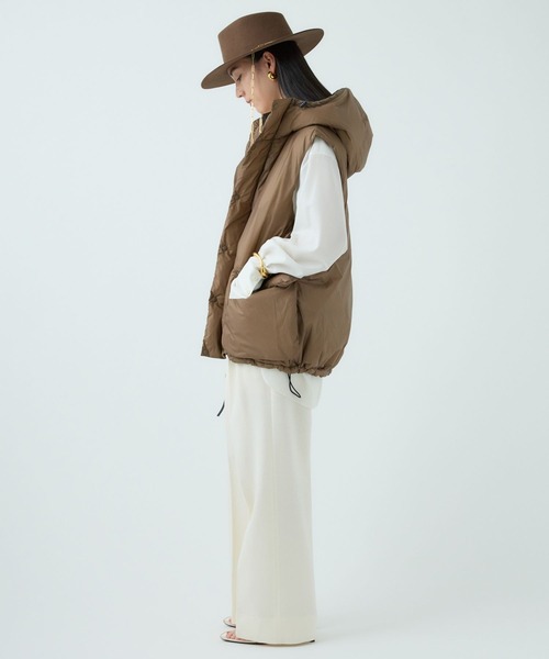 Chaos（カオス）の「Chaos(カオス)/ ◇REMI RELIEF◇別注ダウンベスト（ダウンベスト・レディース・スミクロ/モカ・FREE）」の16枚目の写真