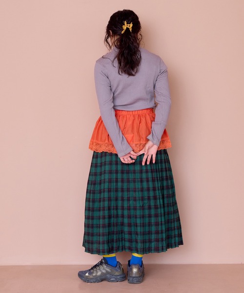 MARKEY'S（マーキーズ）の「裏起毛テレコハイネックトップス/おとな（Tシャツ/カットソー・レディース・レッド/イエロー/グレー/ブラック・160cm）」の8枚目の写真