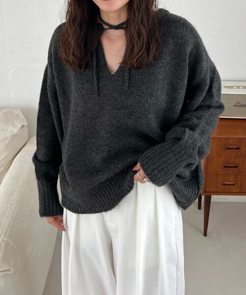 CAPRICIEUX LE'MAGE（カプリシューレマージュ）の「【前後2WAY】もちふわ2WAYスキッパーニット（ニット/セーター・レディース・モカ/ボルドー/チャコールグレー/アイボリー・FREE）」の13枚目の写真