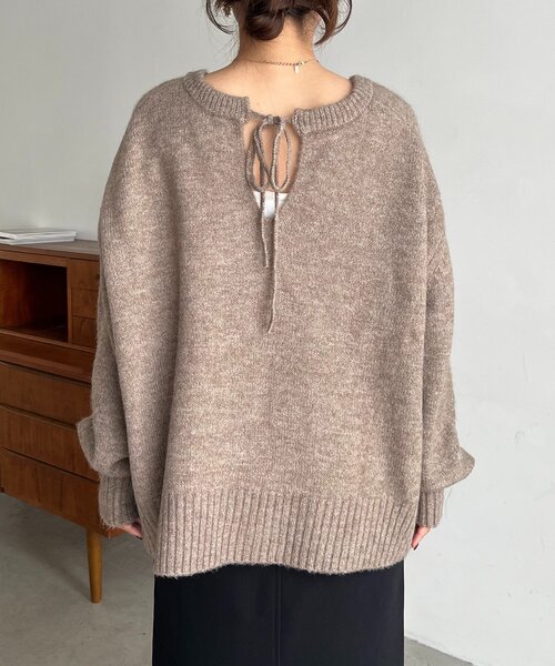 CAPRICIEUX LE'MAGE（カプリシューレマージュ）の「【前後2WAY】もちふわ2WAYスキッパーニット（ニット/セーター・レディース・モカ/ボルドー/チャコールグレー/アイボリー・FREE）」の16枚目の写真