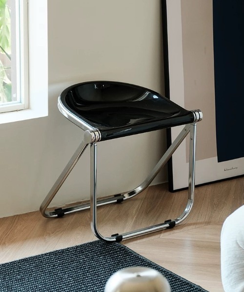 Made in I（メイドインアイ）の「Folding mid century chair stool（家具・レディース・オレンジ/イエロー/グリーン/ホワイト/クリア/グレー/ブラック・FREE）」の3枚目の写真