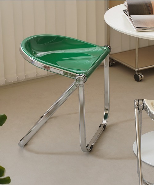 Made in I（メイドインアイ）の「Folding mid century chair stool（家具・レディース・オレンジ/イエロー/グリーン/ホワイト/クリア/グレー/ブラック・FREE）」の15枚目の写真