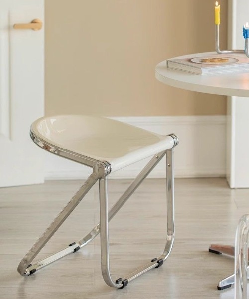 Made in I（メイドインアイ）の「Folding mid century chair stool（家具・レディース・オレンジ/イエロー/グリーン/ホワイト/クリア/グレー/ブラック・FREE）」の11枚目の写真